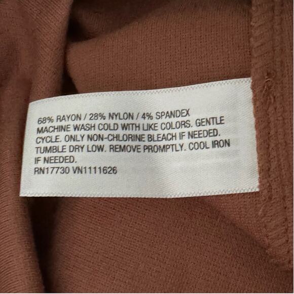 A New Day Women's Small Pants Brown High-Rise Slim Fit Cropped Flare Pull-On - Picture 7 of 9